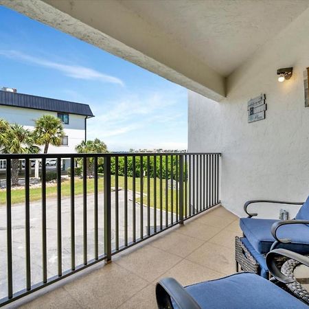 Cheerful Oasis On Anna Maria Island Villa Bradenton Beach Exterior photo