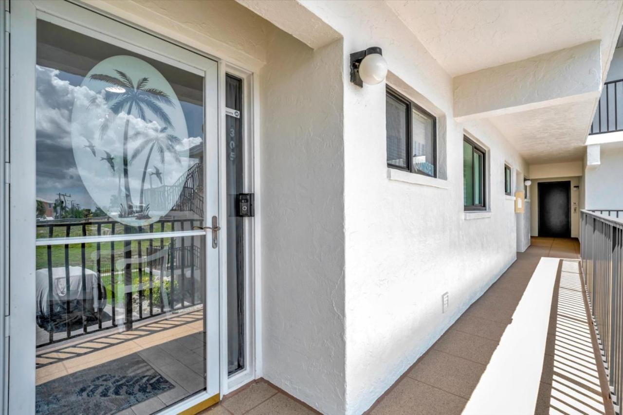 Cheerful Oasis On Anna Maria Island Villa Bradenton Beach Exterior photo